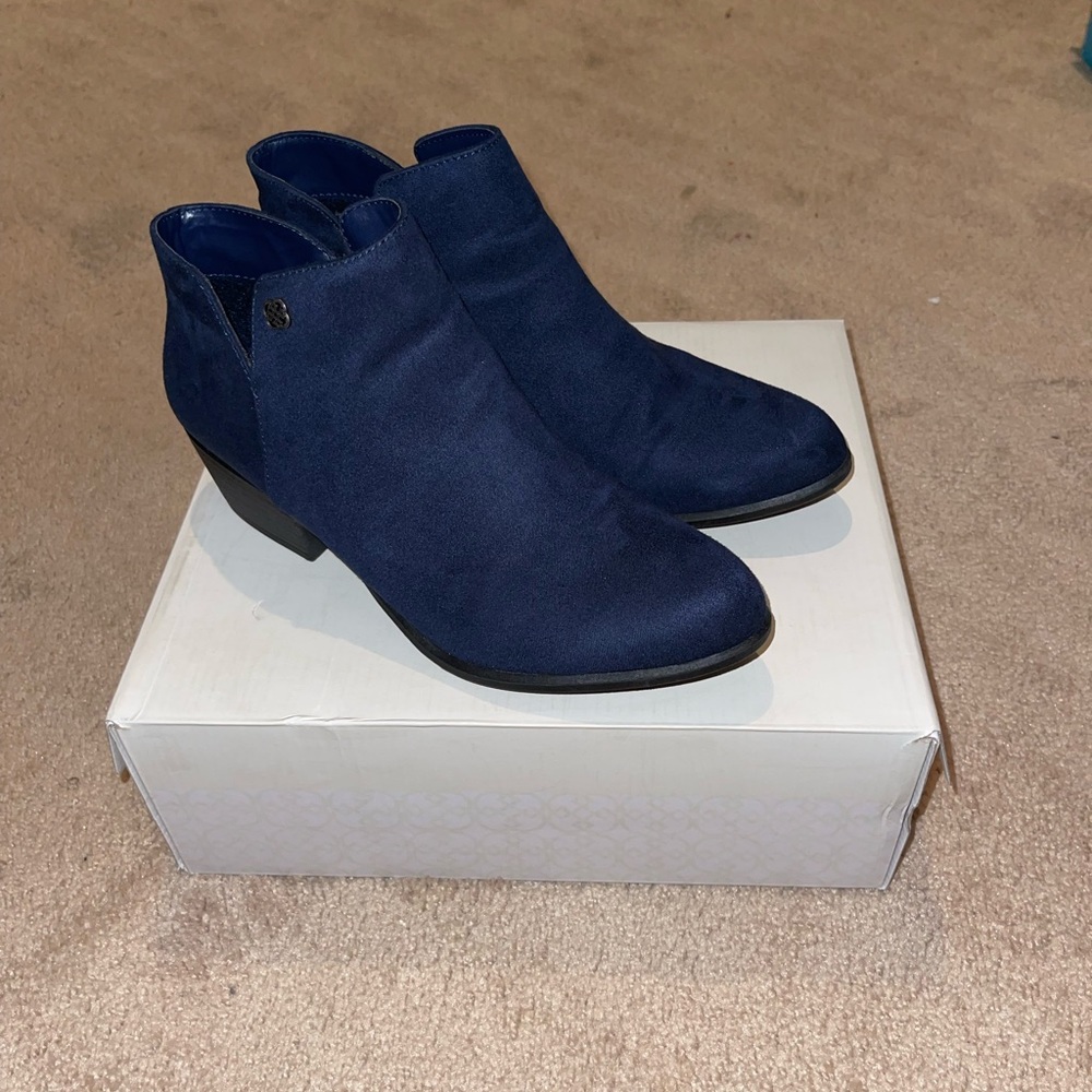 Daisy fuentes booties